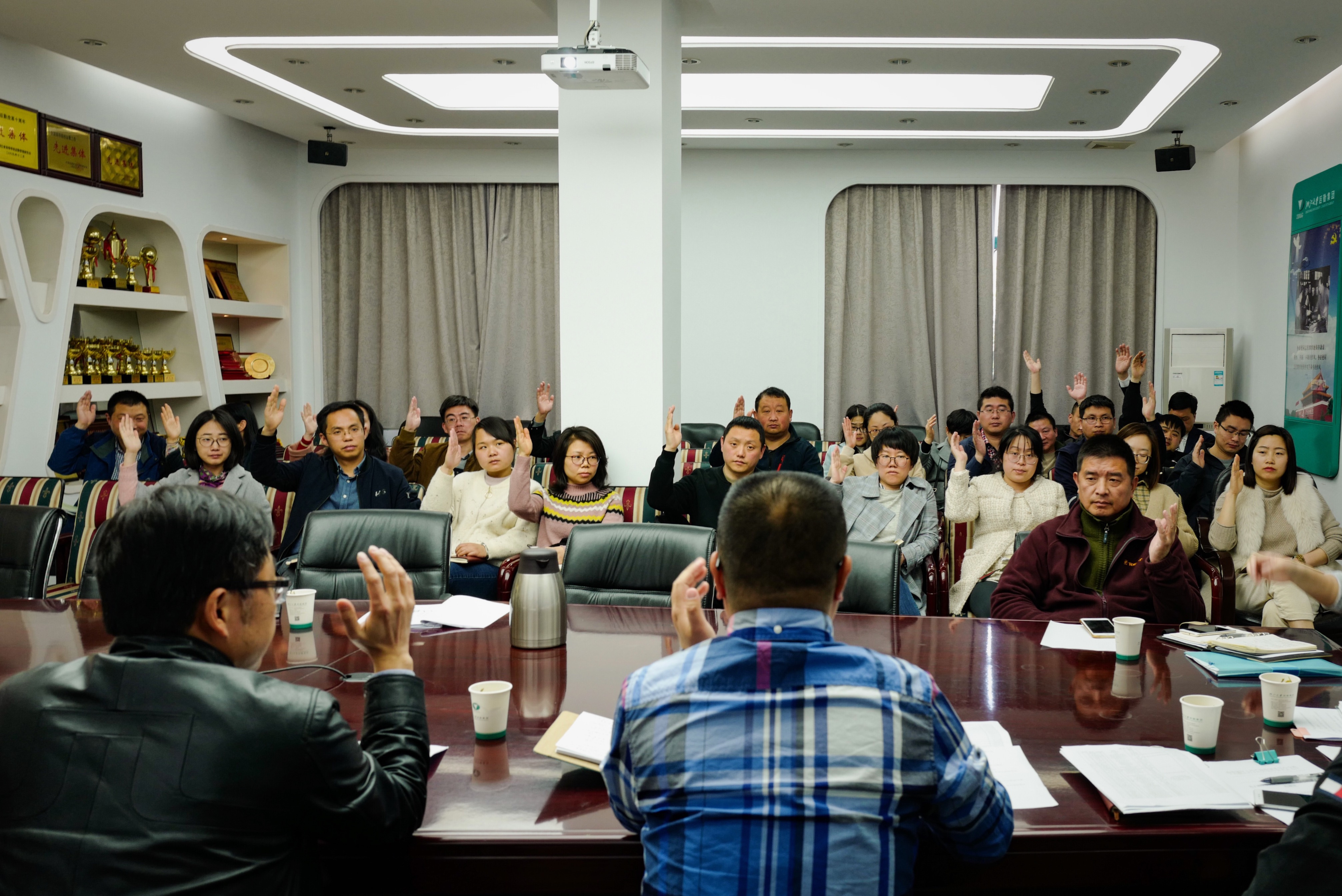 1558429127135137.jpg 20190401党员大会-3.jpg